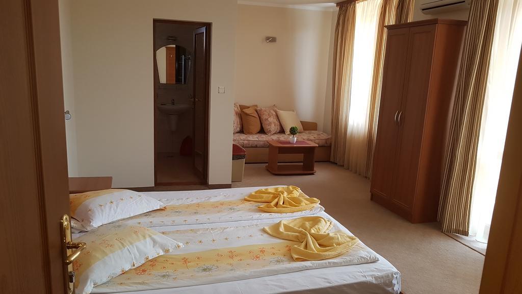 Guest House Markovi アヘロイ エクステリア 写真